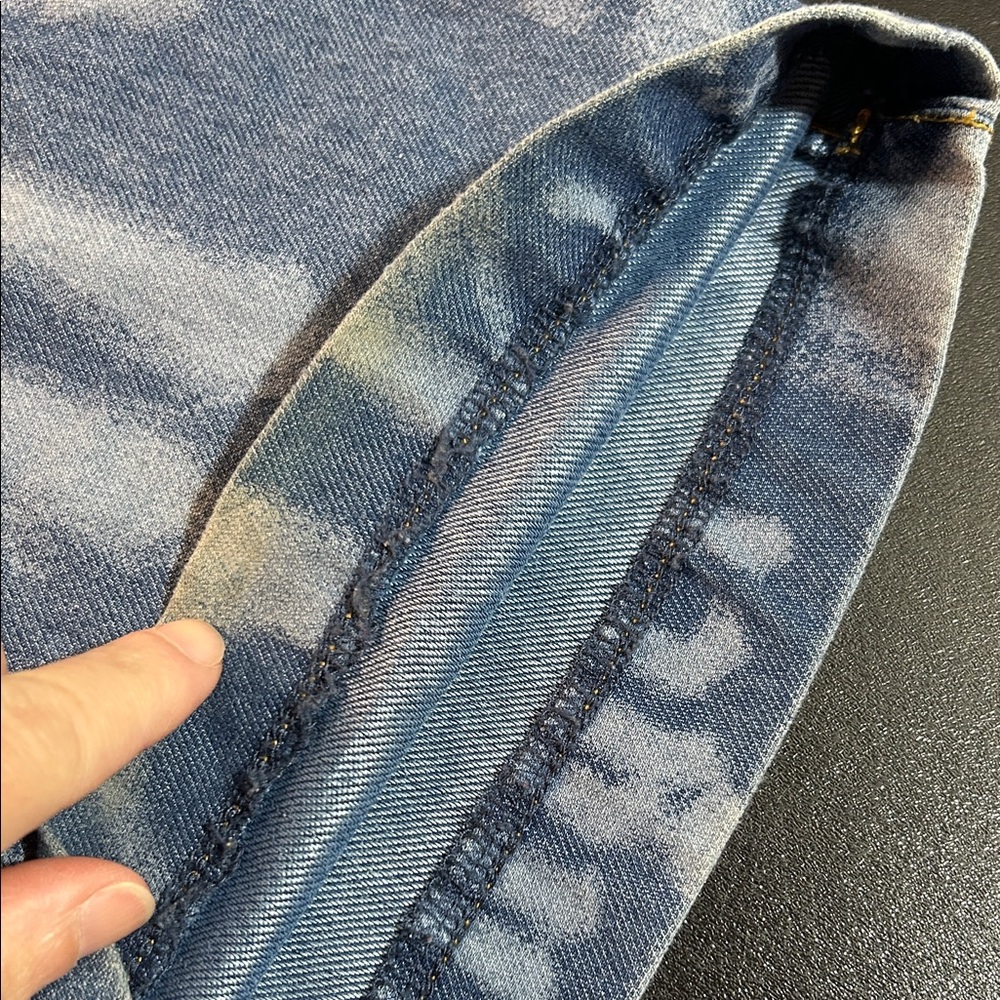 H&M‎ Denim Graphic Wide-Leg Jeans pull on - Picture 5 of 7